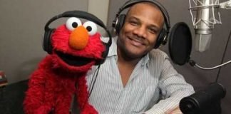 Elmo lost his cool over Rocco – Sesame Street Viral Celebrity of 2022 Elmo lost his cool over Rocco - Sesame Street Viral Celebrity of 2022